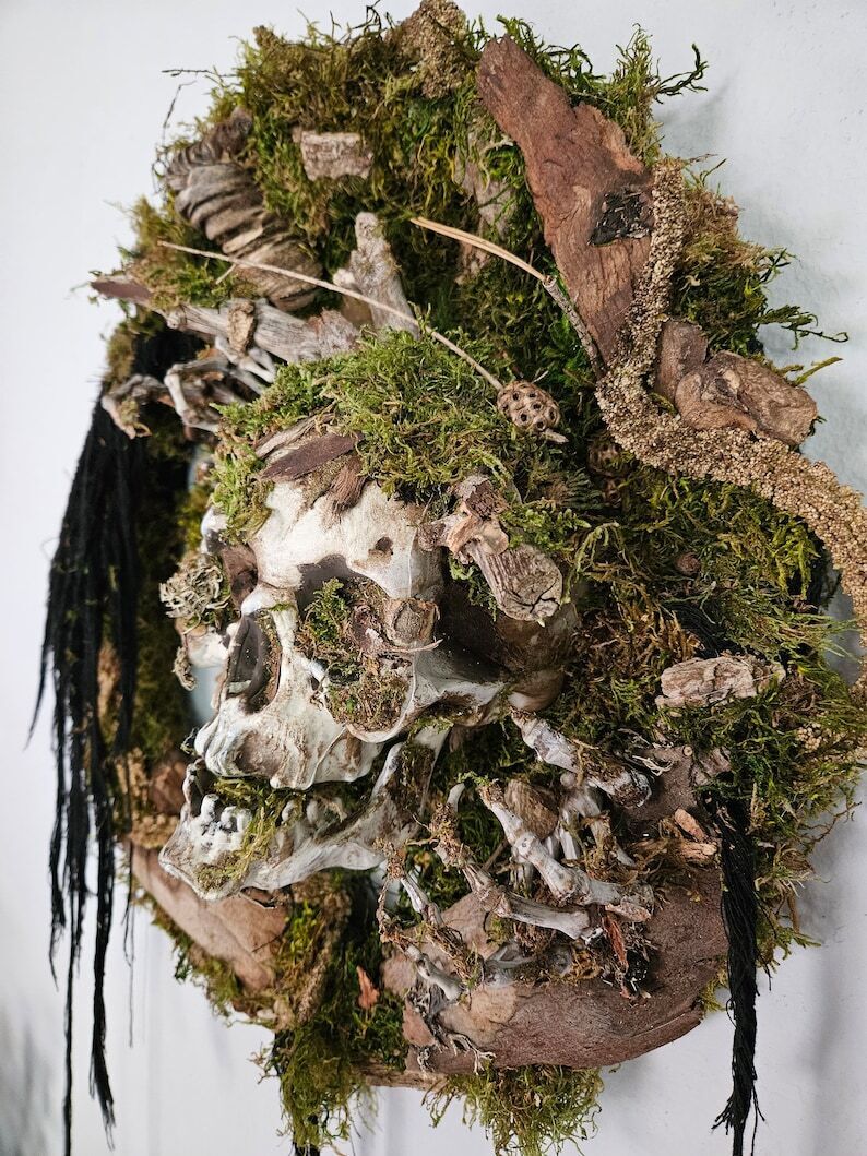 Halloween Skull Wreath