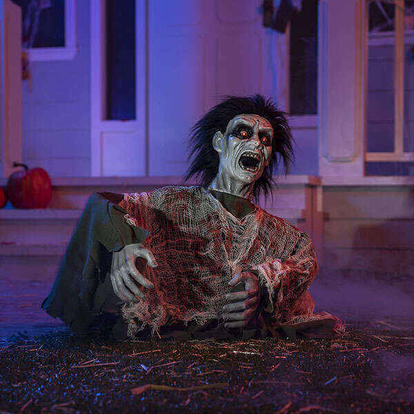 Decoration Animated Zombie Groundbreaker