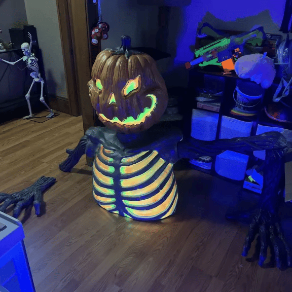 💥Limited time pre-sale49% OFF🎃Ground Breaking Pumpkin Skeleton( 89 sets left)